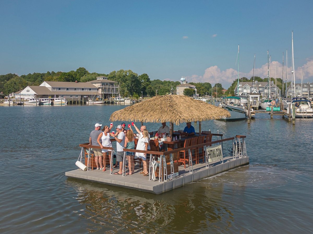 tiki cruise around rock